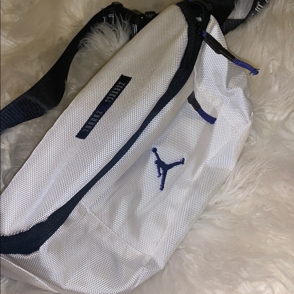Air Jordan Concord 11 Fanny pack